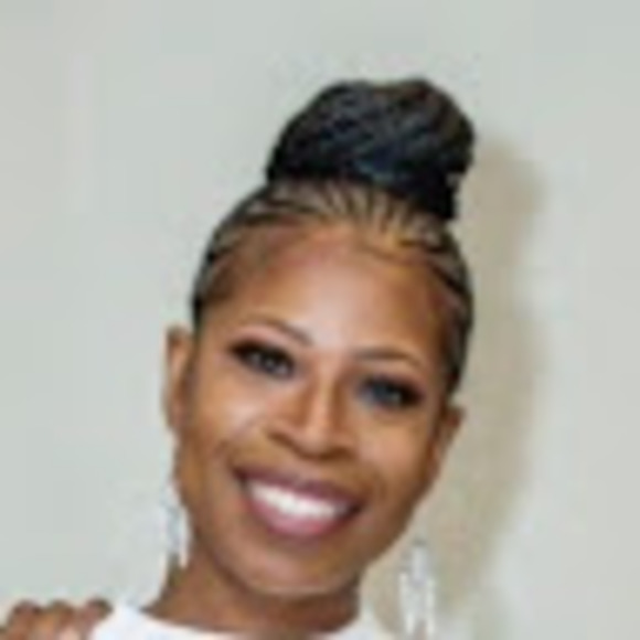 Meet your Posher, Damonica - Picture 1 of 1